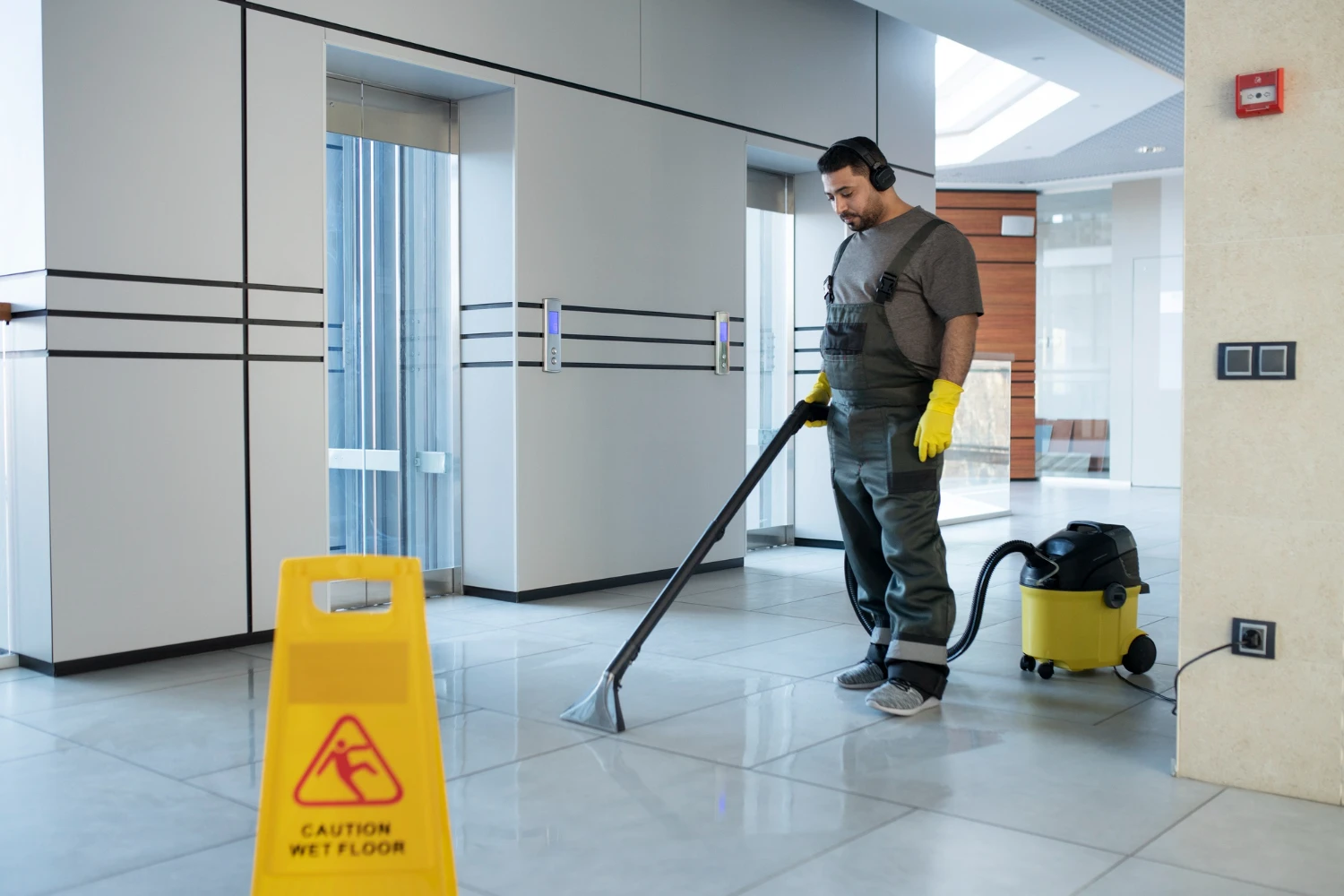 commercial cleaning services key biscayne