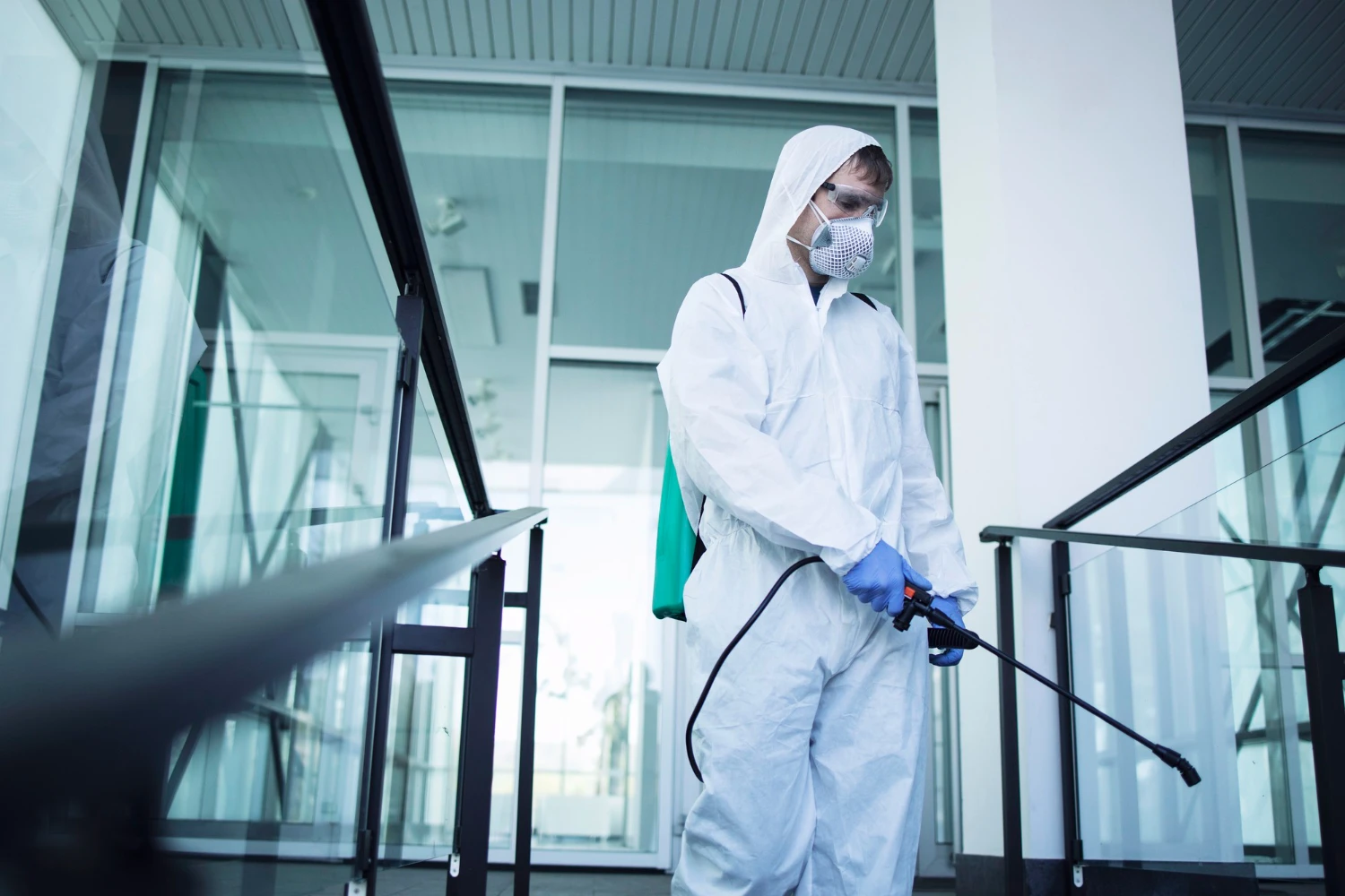 commercial cleaning services pinecrest